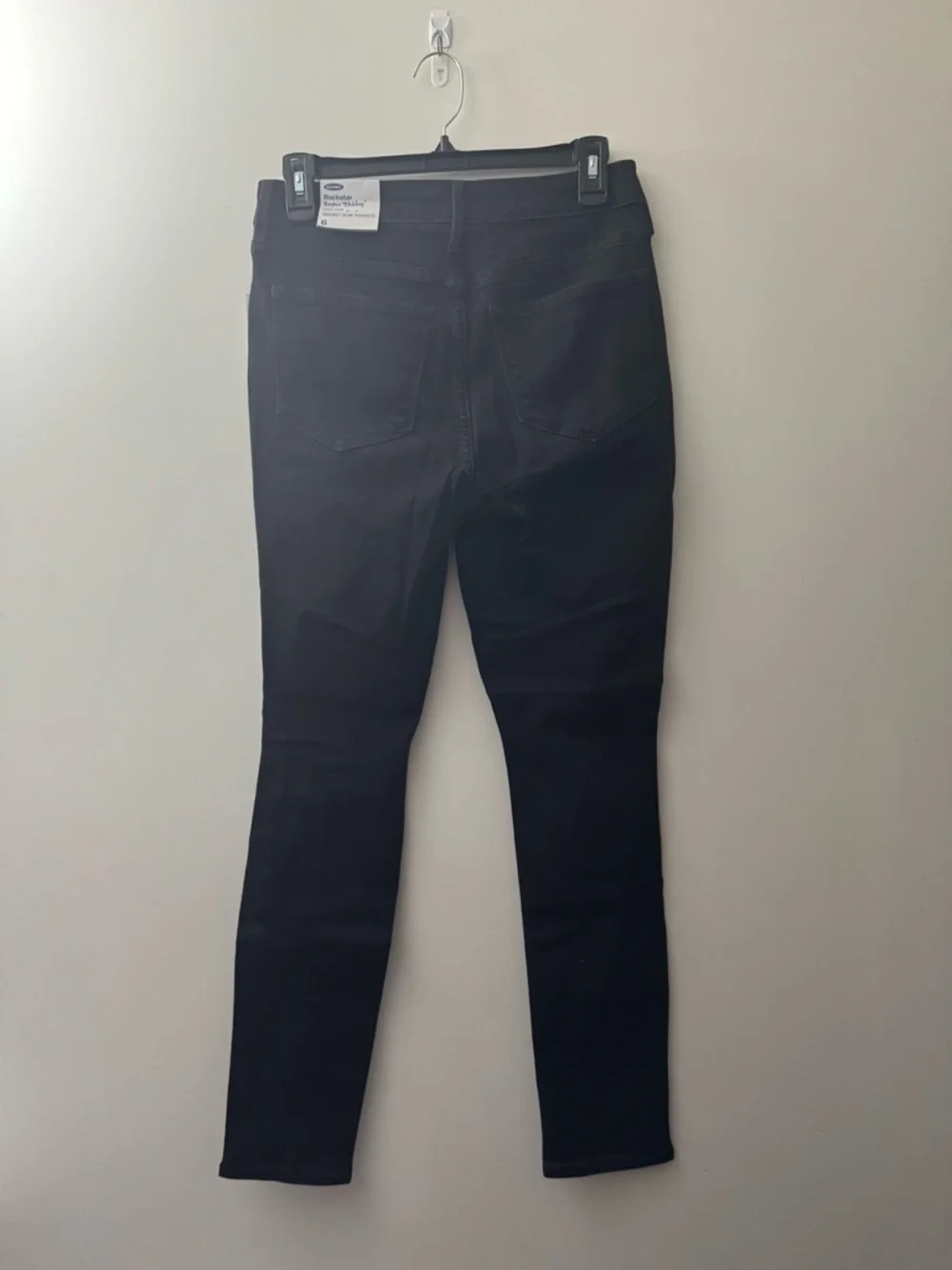 Old Navy Black Rockstar Super Skinny Jeans - Picture 8 of 10